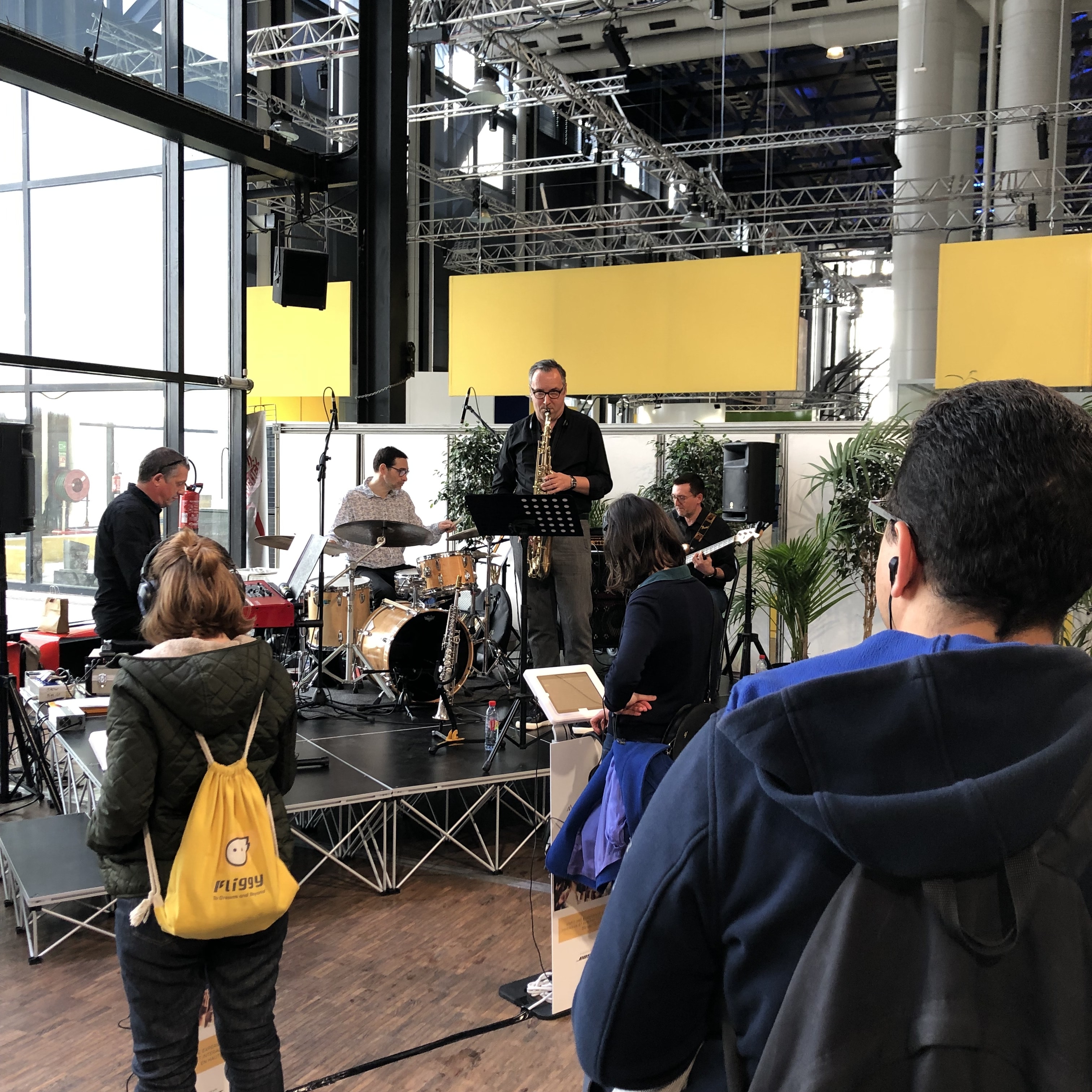 Supralive Tete-a-tech 2 Supralive - Cité des sciences